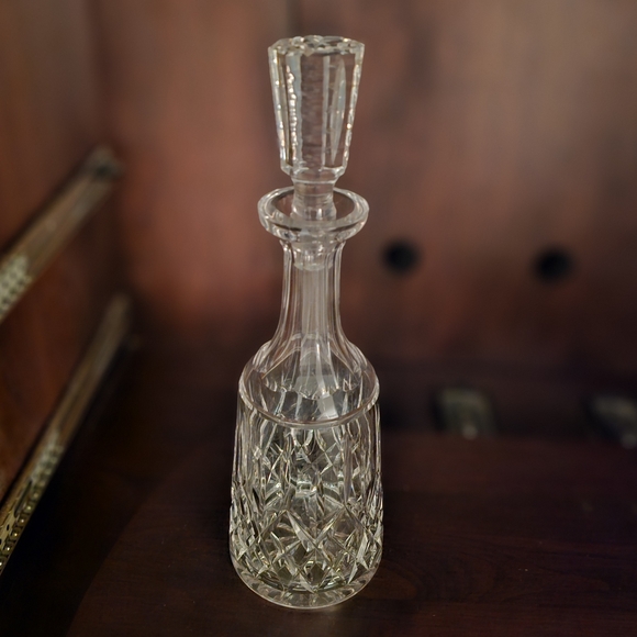 Elegant Crystal Decanter